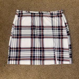 Checkered mini skirt size medium